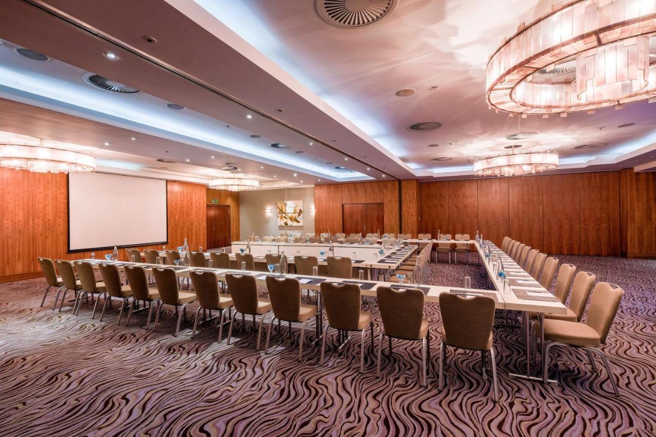 Radisson Blu Sandton, Johannesburg Hotel Sandton