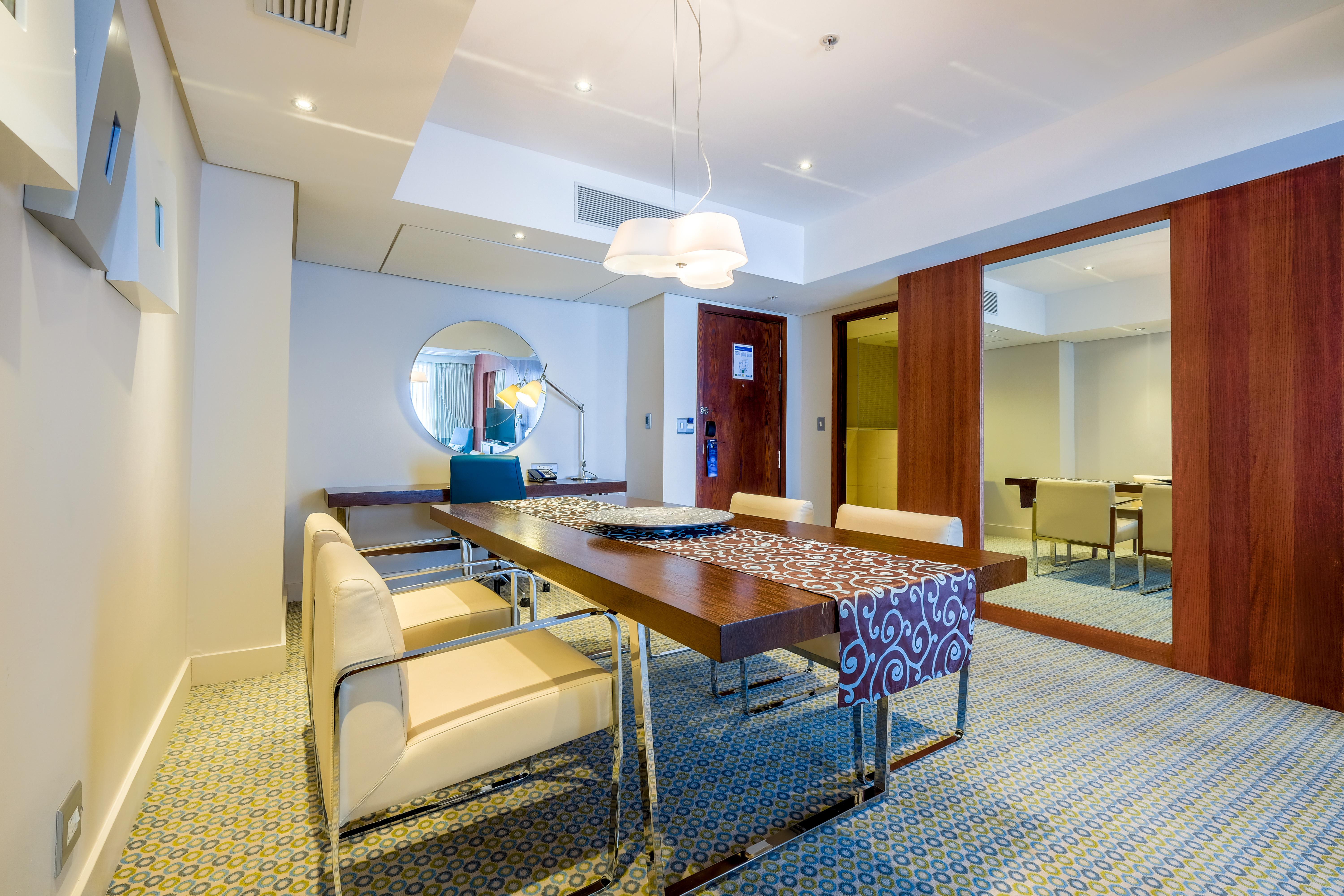 Radisson Blu Sandton, Johannesburg 5* Sandton
